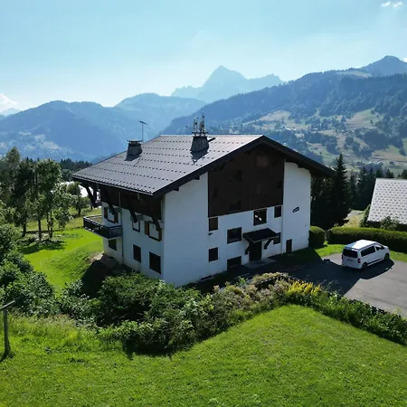 Les Combes Apartamento *